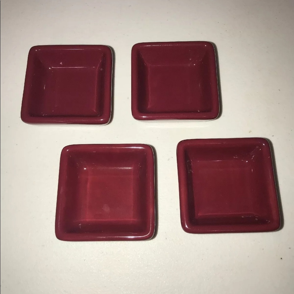 Pampered Chef Cranberry Petite Squares Set of 4